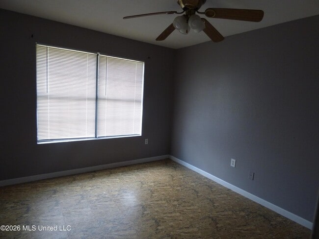 Building Photo - 144 Old Hwy 98 W