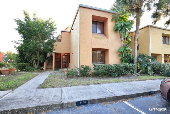 Building Photo - 5848 Windhover Dr