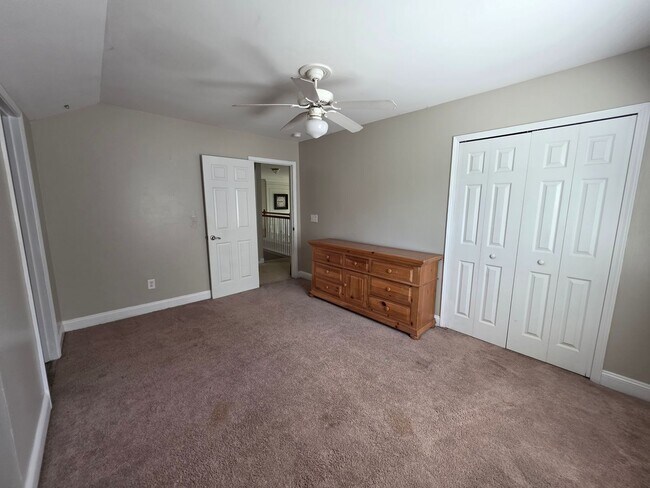 Building Photo - 177 Mill House Ln