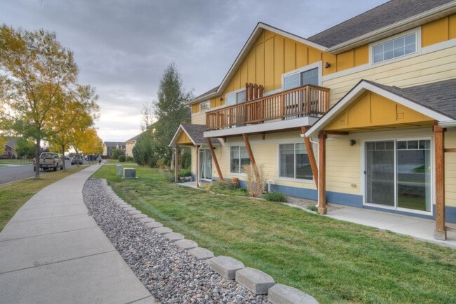 Building Photo - Laurel Glen Condo For Lease