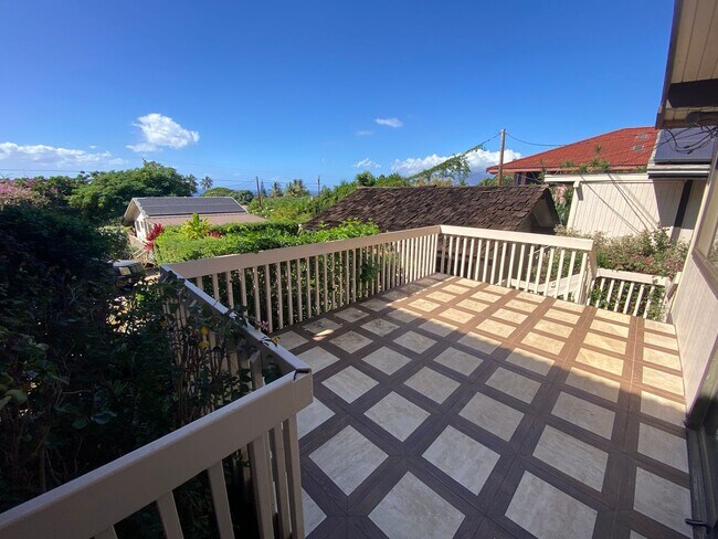 Building Photo - 3305 Kehala Dr