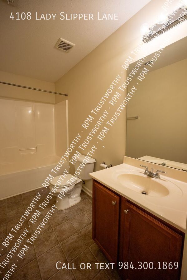 Building Photo - 4108 Lady Slipper Ln