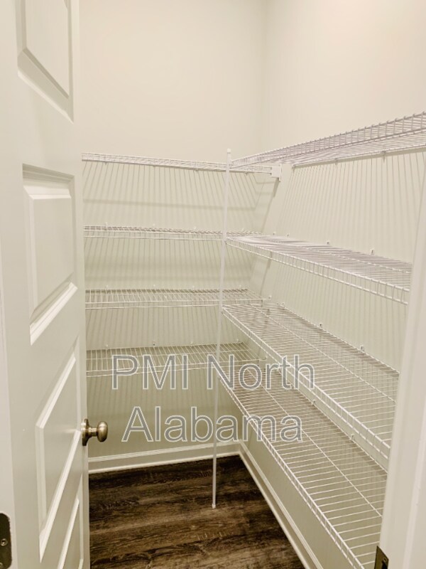 Building Photo - 108 Grv Hl Cir