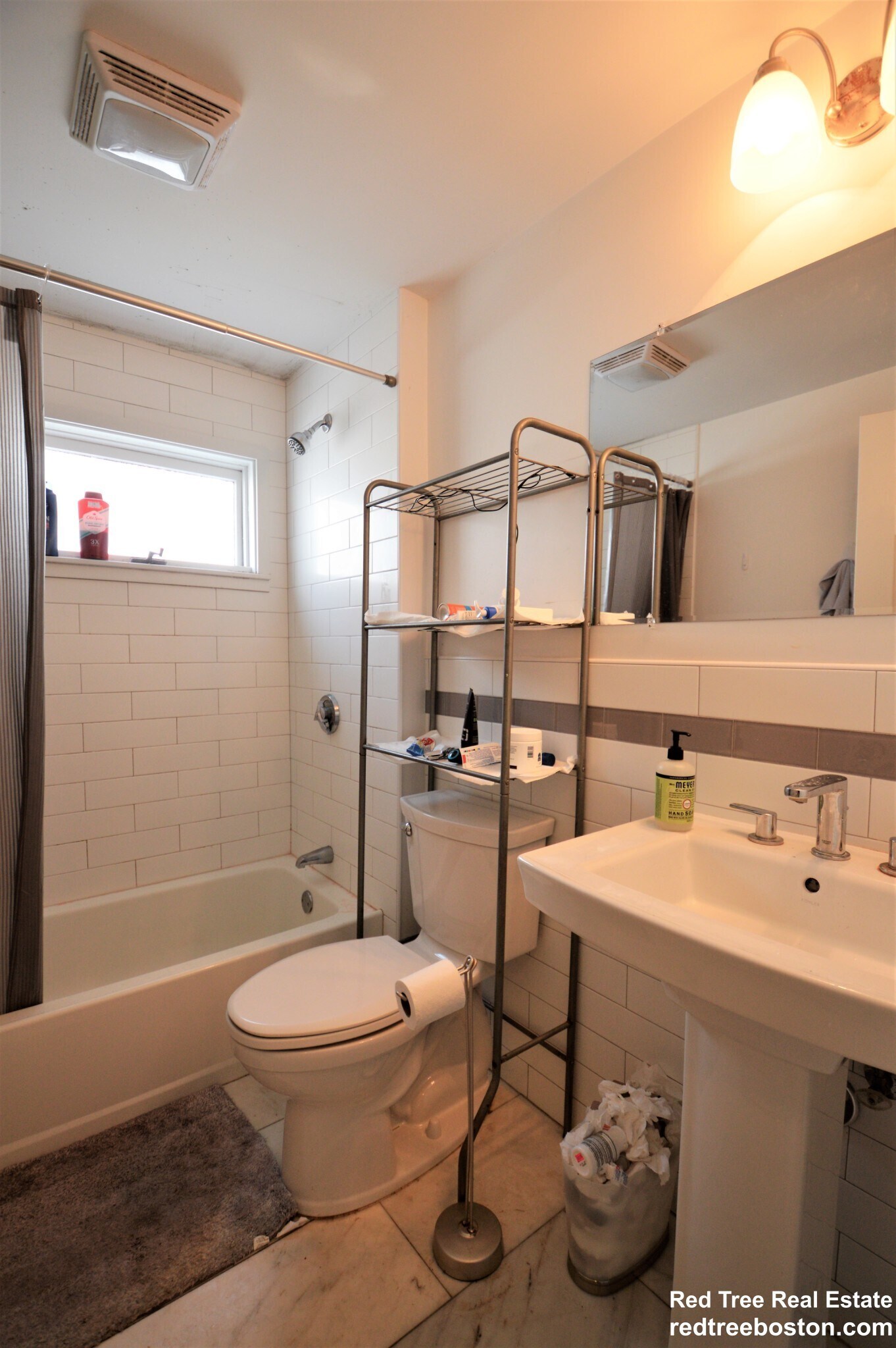 Building Photo - 74 Manet Rd