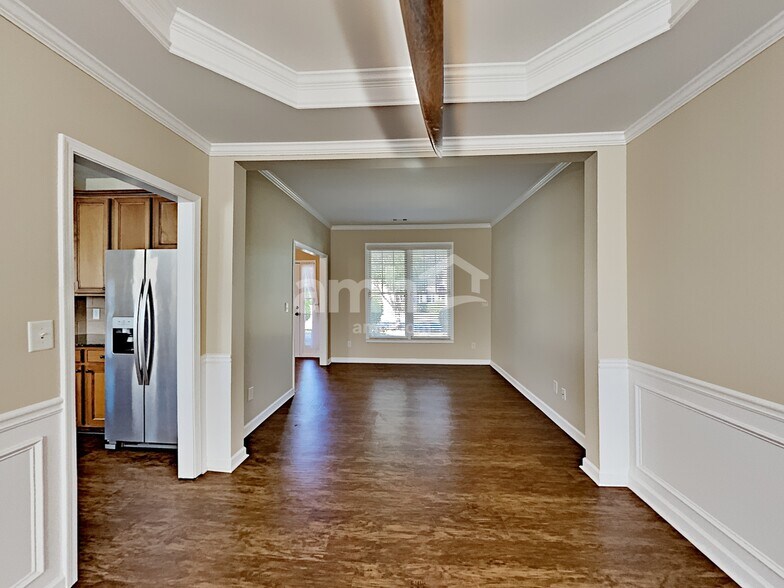 Building Photo - 3215 Thimbleberry Trail