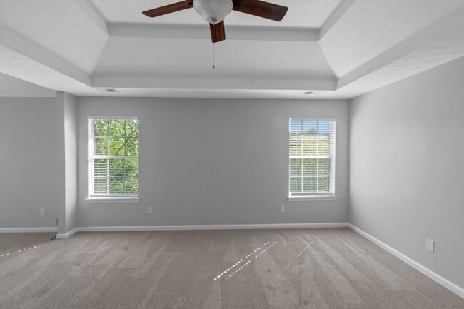 Building Photo - Impressive 3 Bed, 2.5 Bath Home