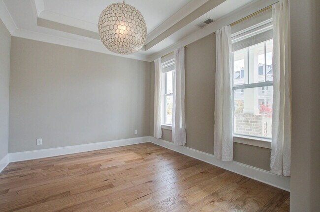 Building Photo - 1636 Juliana St