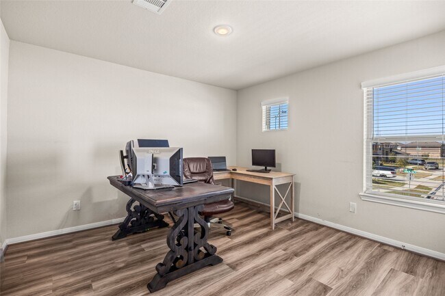 Building Photo - 15910 Jordan Mdw Wy