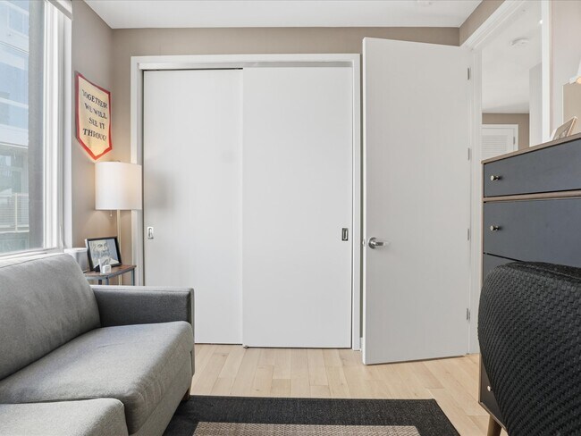 Building Photo - 1923 9th St NW