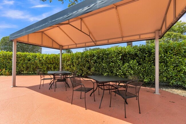 Building Photo - 23265 Boca Club Colony Cir