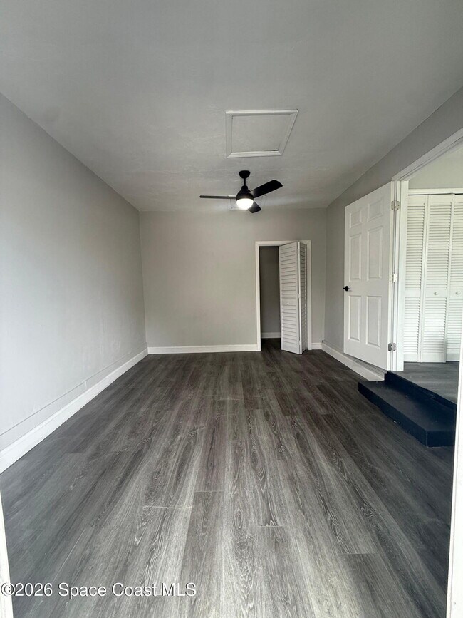 Building Photo - 130 Cascade Ave SE