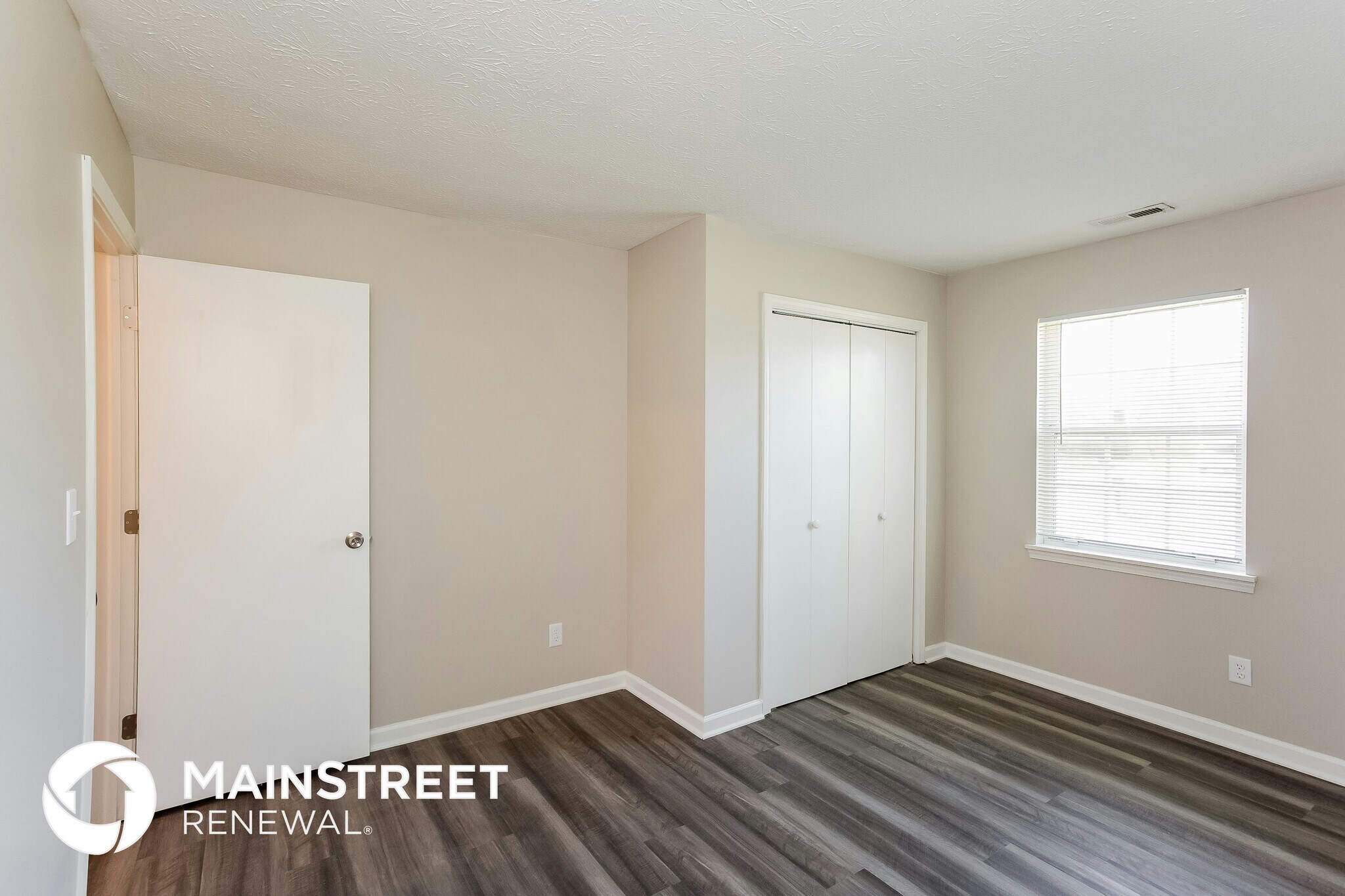 Building Photo - 176 Lullaby Ct