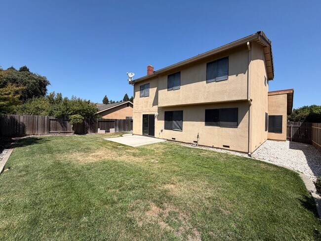 Building Photo - 872 Shellwood Way