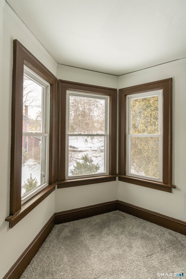 Building Photo - 63 Main St