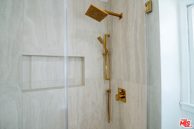 Building Photo - 17638 Welby Way