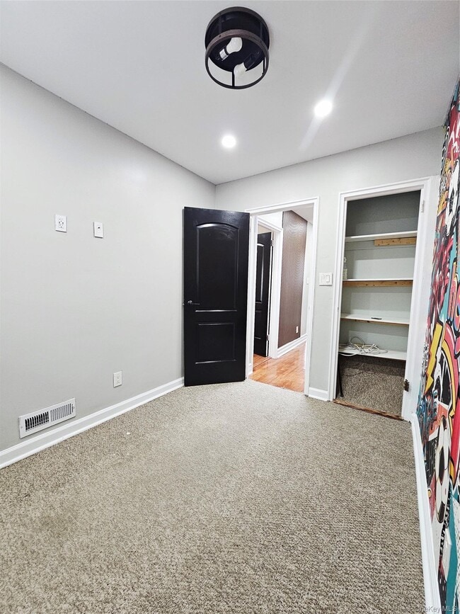 Building Photo - 2082 Pitman Ave