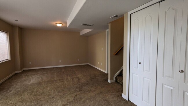 Building Photo - TWO STORY WITH FINISHED WALKOUT BASEMENT A...