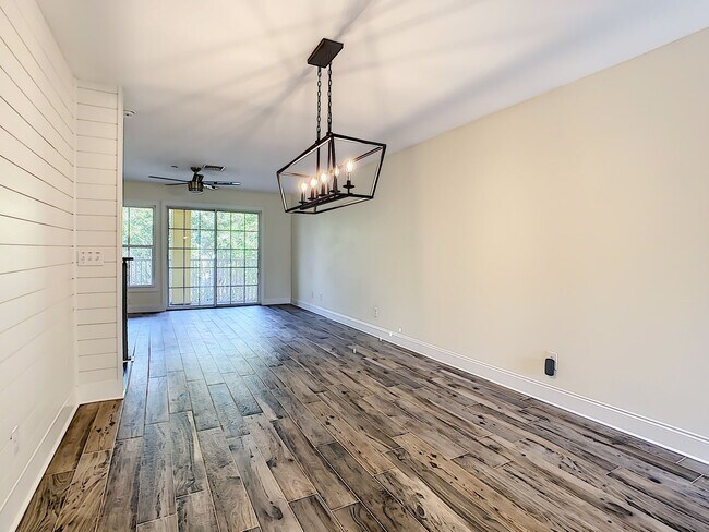 Building Photo - BEAUTIFULLY UPDATED 2 BED, 2.5 BATH CONDO IN WILLOWBROOK WITHIN LAKEWOOD RANCH