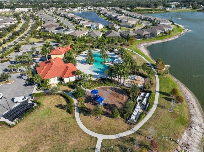 Building Photo - 5410 Trevesta Pl