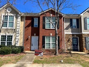 Building Photo - 11424 S Grove Dr