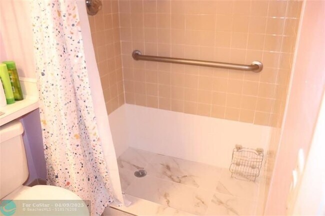 Building Photo - 3150 W Rolling Hills Cir