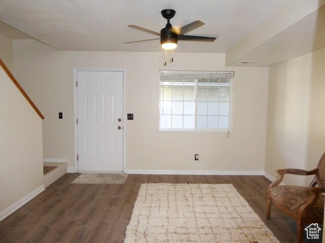 Entryway - 1629 Talon Dr