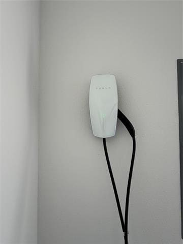 Building Photo - 8861 Scarp Hl Ln