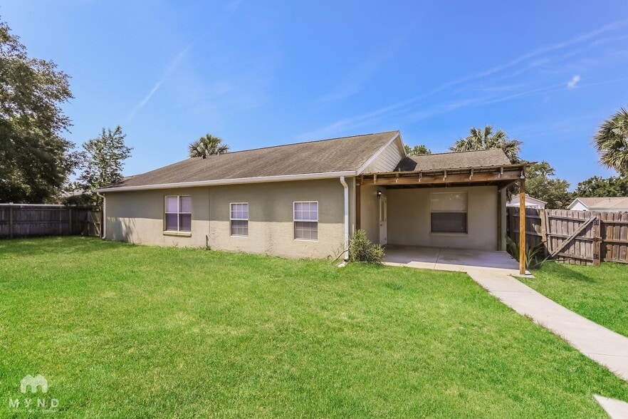 Building Photo - 14428 Peppermill Trail