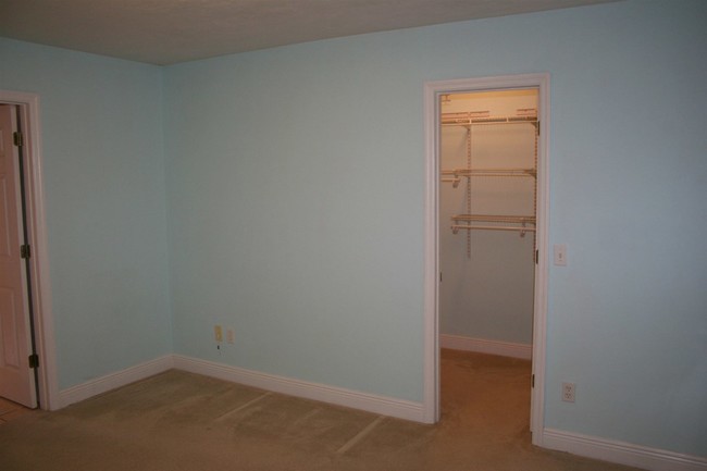 Building Photo - 3538 Chatelaine Ct