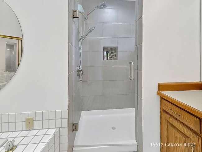 Building Photo - 15612 Canyon Ridge