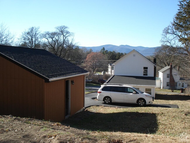 Building Photo - 25 Old Rte 9w