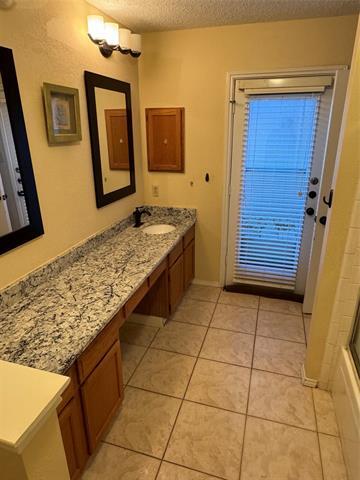 Building Photo - 232 Lodge Rd