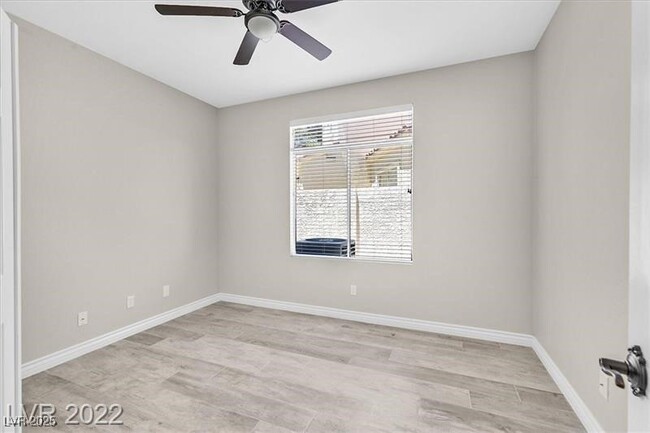 Building Photo - 9725 Hitching Rail Dr