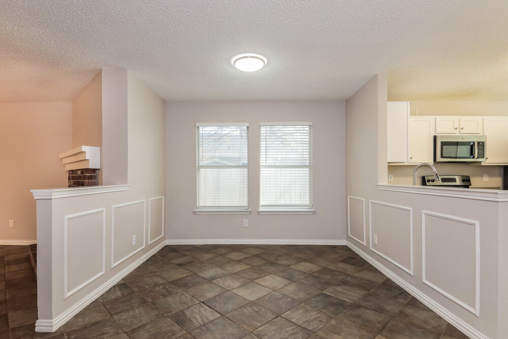 Building Photo - 4407 Cedar Crest Dr