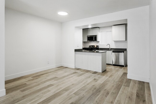 Building Photo - Agave