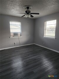 Building Photo - 403 Robertson Ave