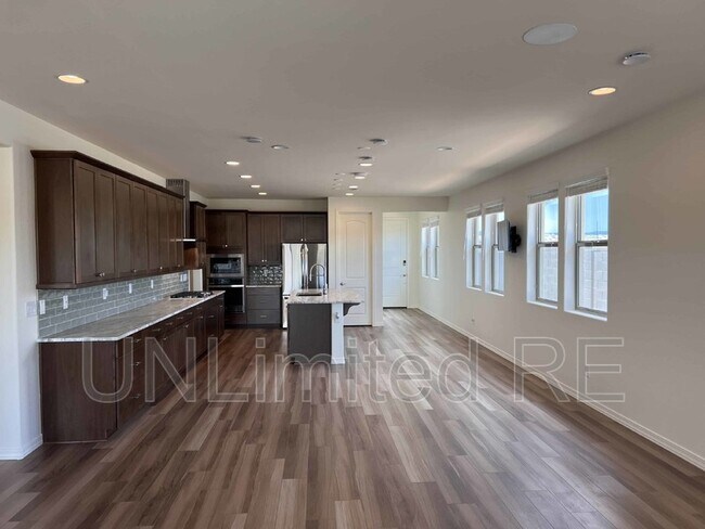 Building Photo - 7761 E Annabel Way