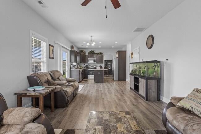 Building Photo - 326 Aquamarine Cir