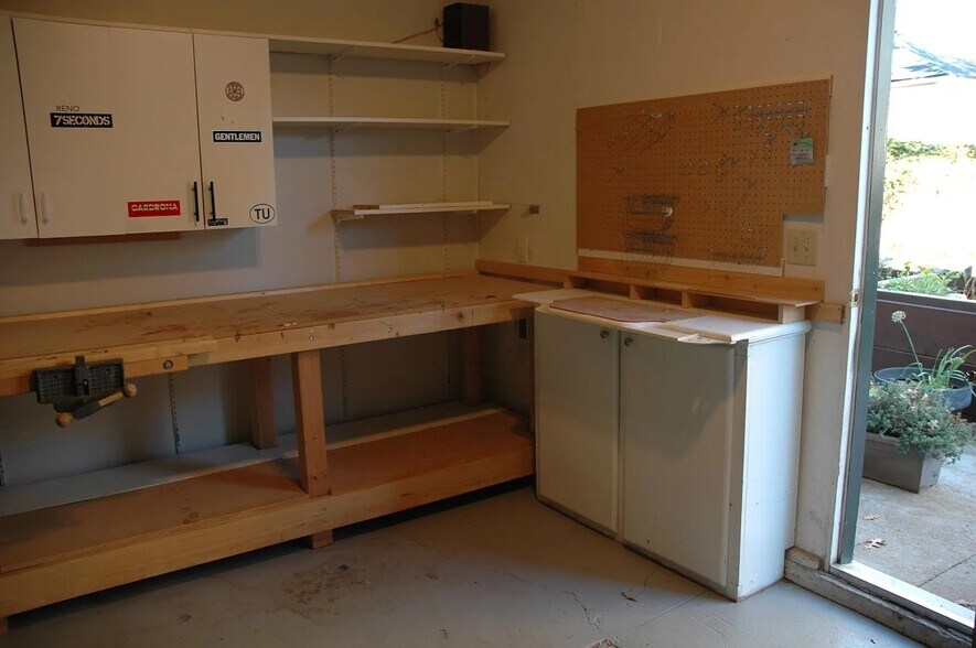 Workbench / Storage - 1626 Hoyt St