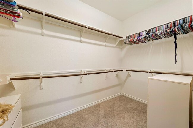 Building Photo - 9010 Gage Dr