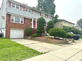 Building Photo - 49 Maiden Ln