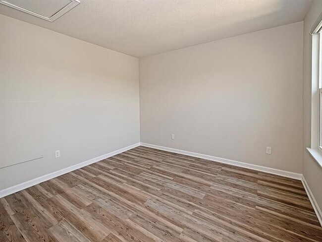 Building Photo - 117 Melinda Ct