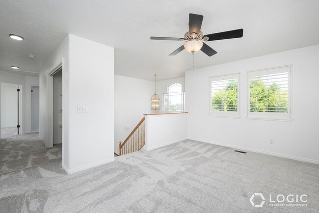 Building Photo - 166 Rawlins Ln
