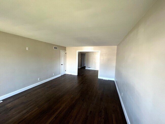 Building Photo - Stunning 3 Bed 1.5 Bath ranch available for rent in East Allentown