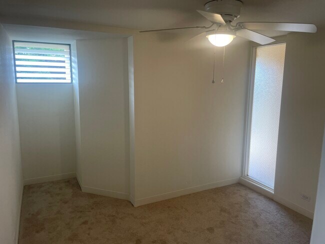 Building Photo - 801 Ala Nioi Pl