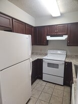 Building Photo - 1331 Foxborough Dr