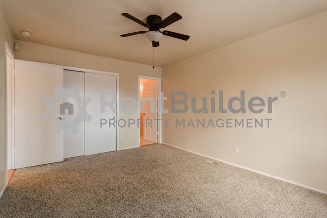 Building Photo - !!!PRICE IMPROVMENT!!! CALL US TODAY AT (5...