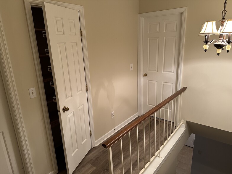 Hallway - 9120 Dominion Cir