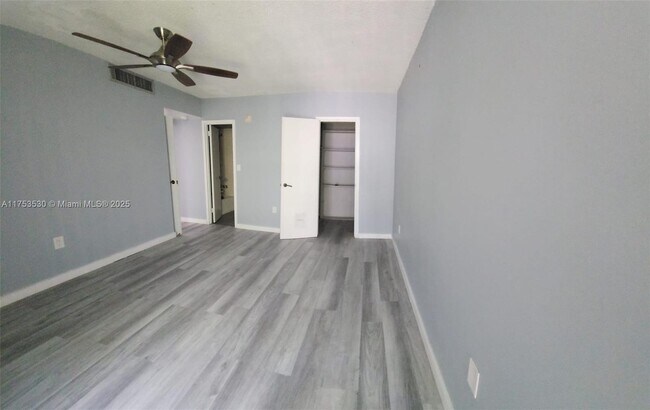 Building Photo - 17620 Atlantic Blvd