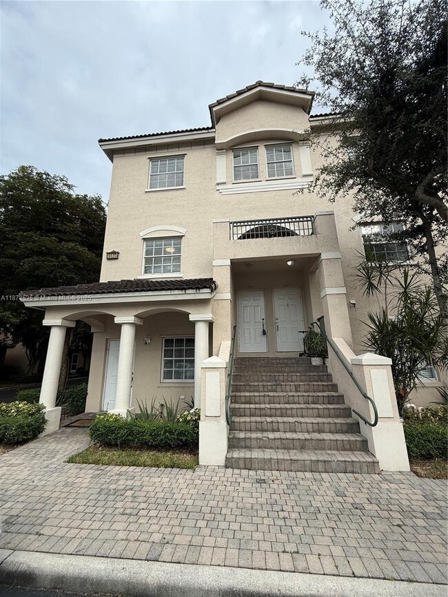 Building Photo - 5620 NW 114th Path